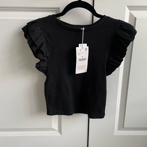 ZARA NEW WITH TAGS ruffle shouldered black crop top - size M
